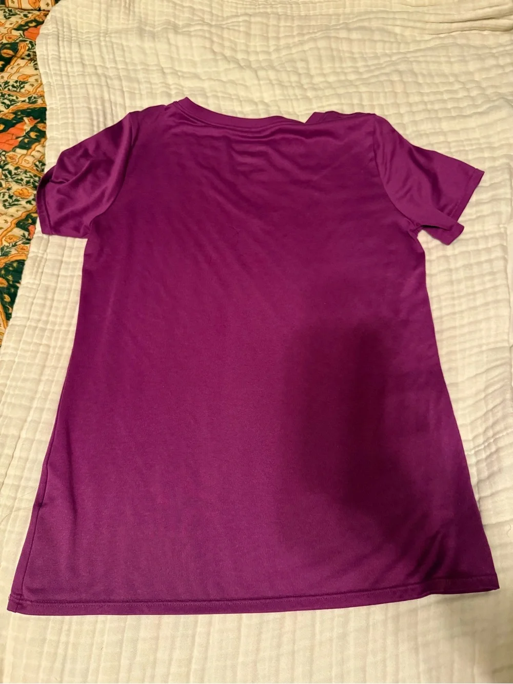 Nike Women’s Purple V-Neck Short Sleeve Tee